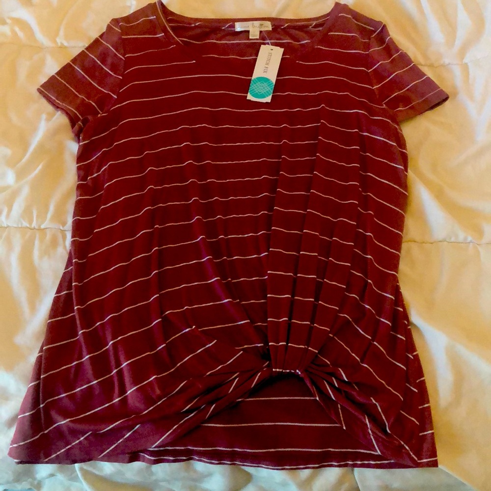 Stitch Fix blush colored soft tee